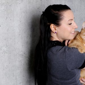 Femme et chat