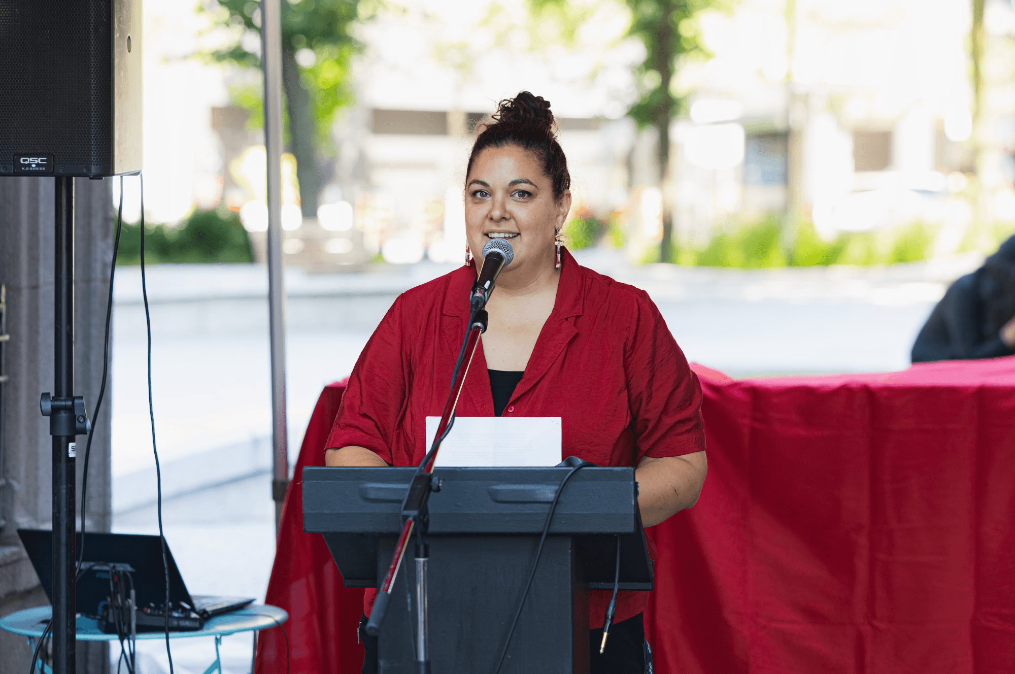 Marilou Maisonneuve, directrice aux initiatives autochtones à L’Itinéraire aux 10 ans du Café Maison Ronde